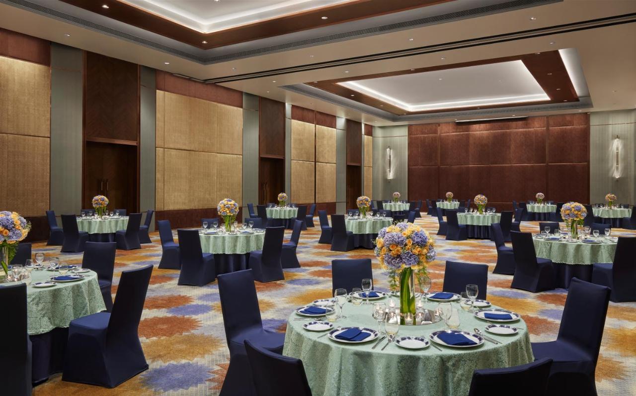Hyatt Place Vadodara Kültér fotó
