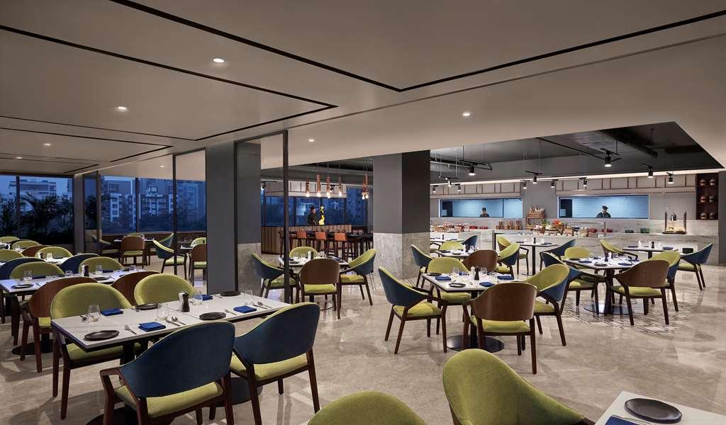 Hyatt Place Vadodara Étterem fotó